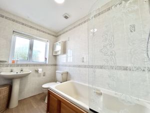 Photo 16- click for photo gallery